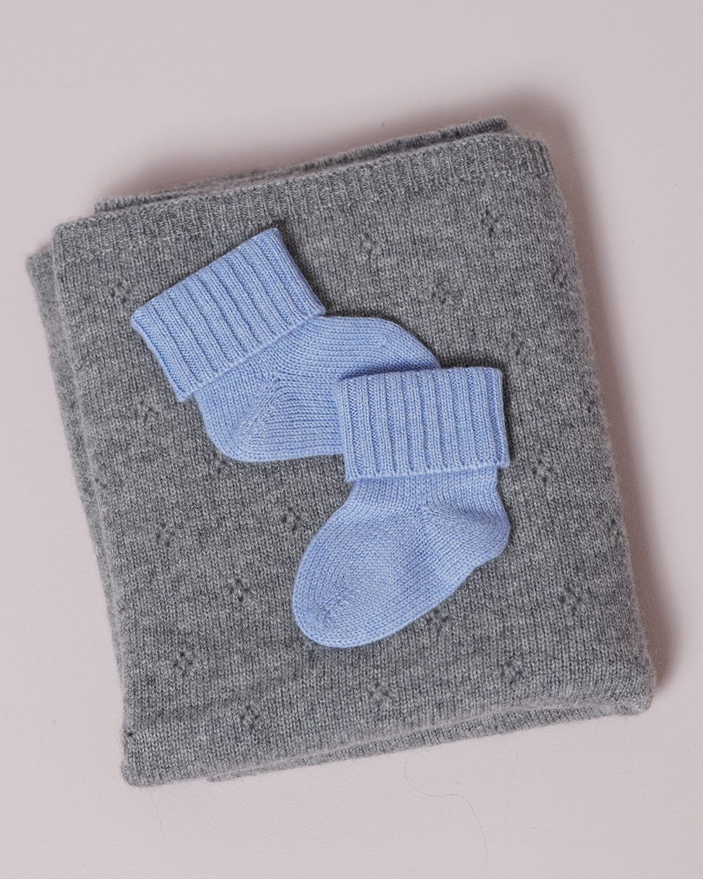 Milledeux® Pointelle Baby Cashmere Blanket - grey - Image 3